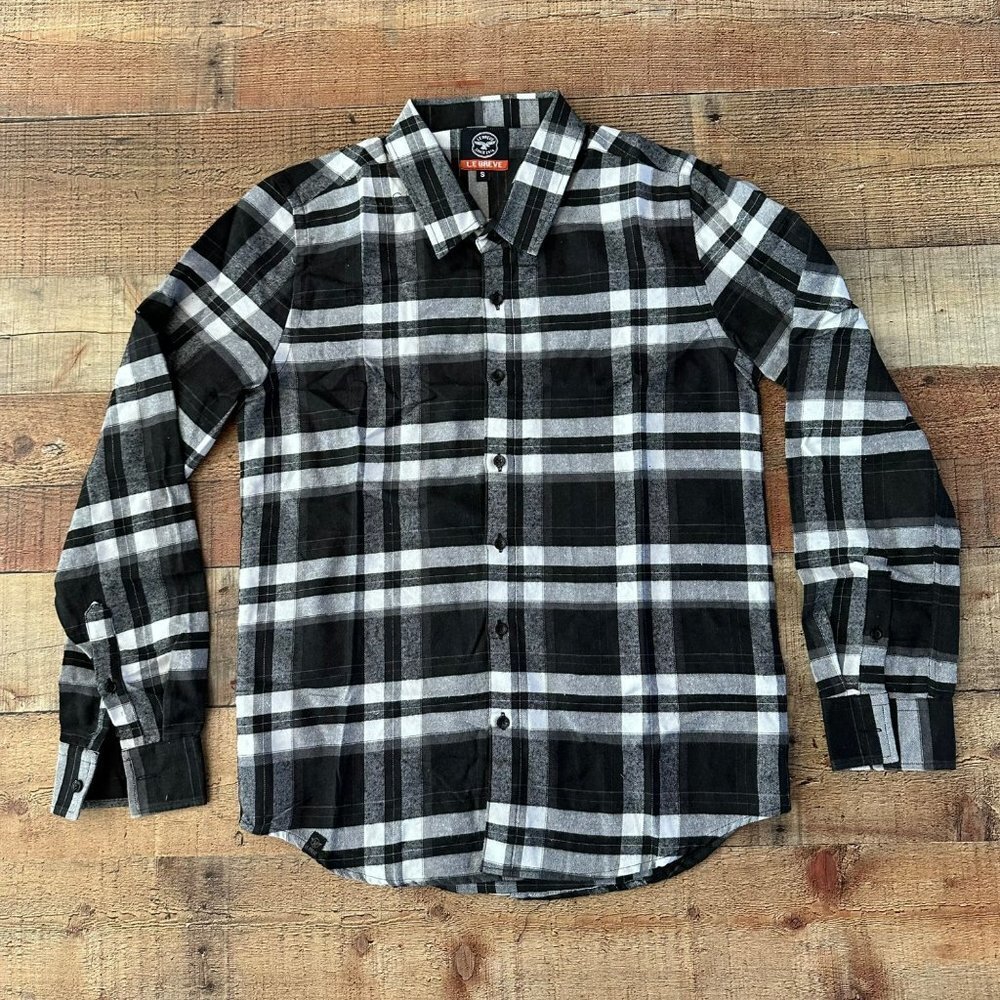 Le Breve black and white checked button down shirt men's small